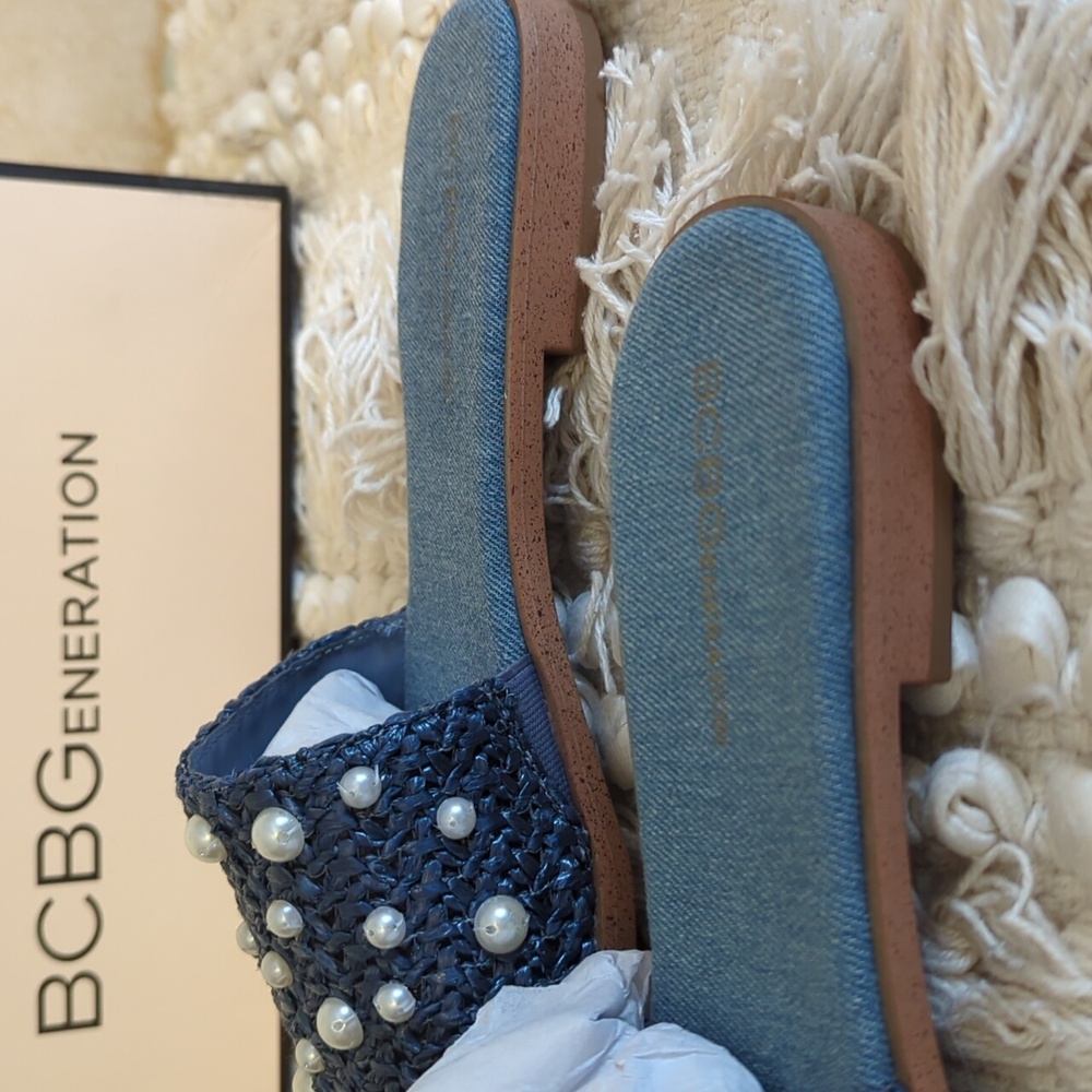 BCBGeneration Denim/Raffia Pearl Sandals 9.5 NWT - Picture 3 of 6